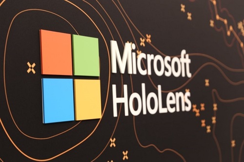 Microsoft-HoloLens-Twitter-2-930x620