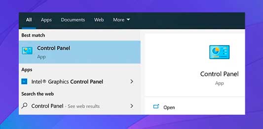 Inicie el Panel de control en su computadora.