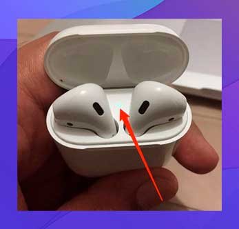 Qué significan las diversas luces en los AirPods